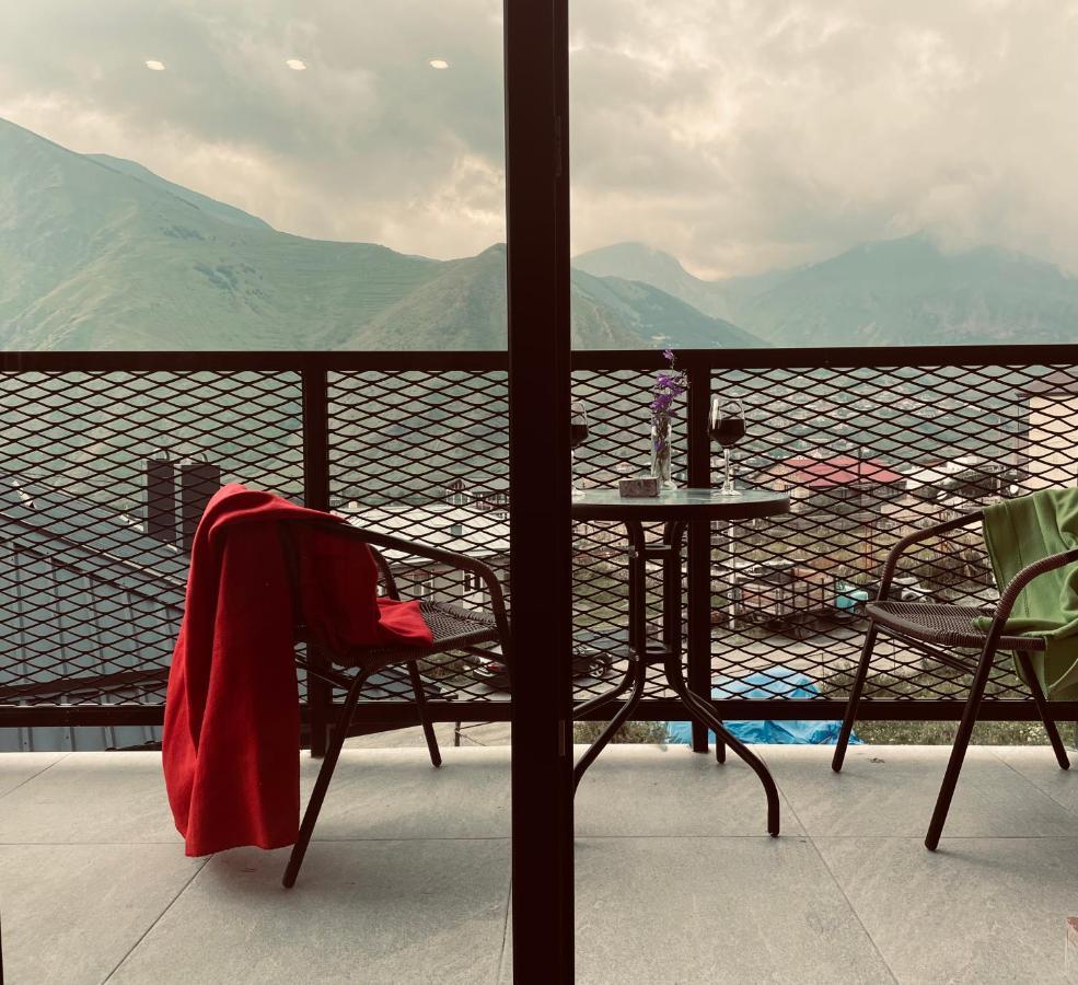 Kazbegi Stylish Apartment Exterior photo